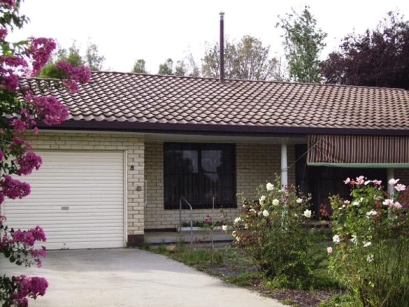 8 King Street, Holbrook NSW 2644