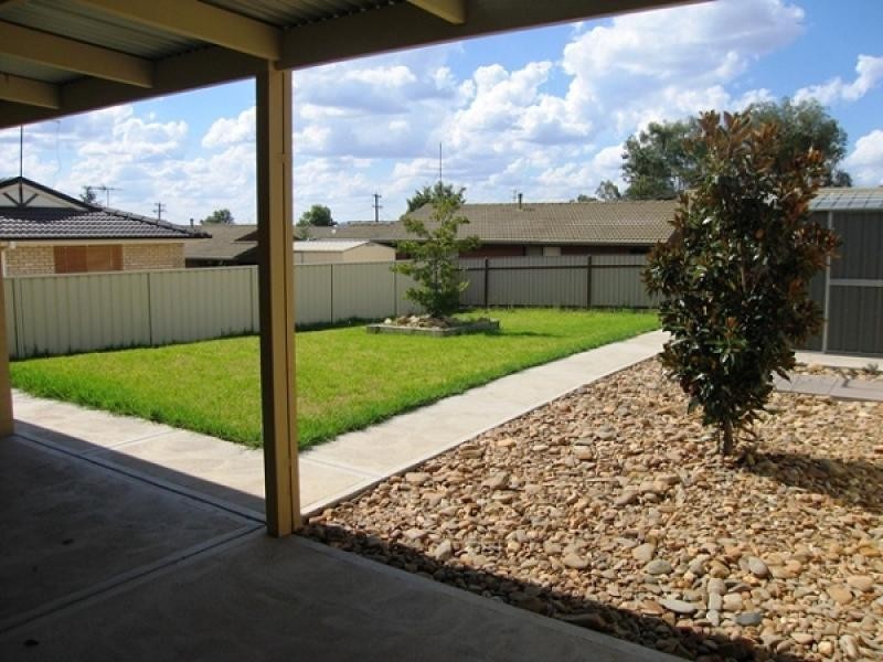 8 Butterworth Place, Wodonga VIC 3690
