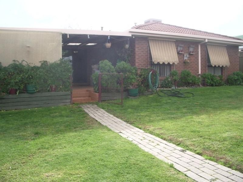 10 Kennedia Street, Thurgoona NSW 2640