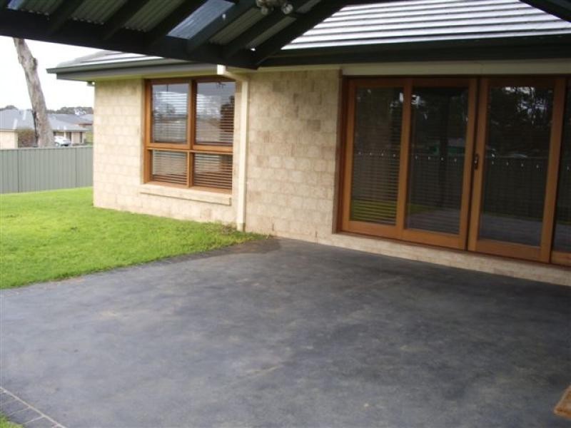 17 REDBOX DRIVE, Thurgoona NSW 2640