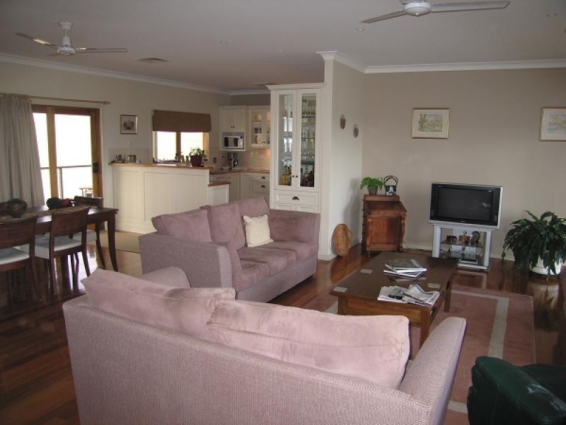 SHERIDAN COURT, Rutherglen VIC 3685