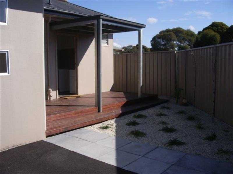 UNIT 1/393 GRIFFITH ROAD, Albury NSW 2640