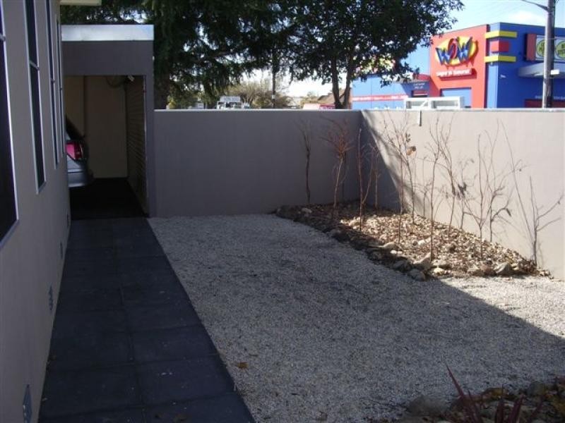 UNIT 1/393 GRIFFITH ROAD, Albury NSW 2640