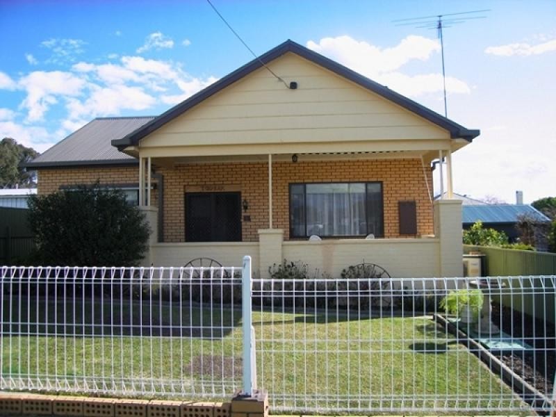 1 Noorooma Street, Tallangatta VIC 3700