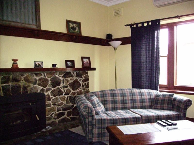 15 Byng Street, Holbrook NSW 2644