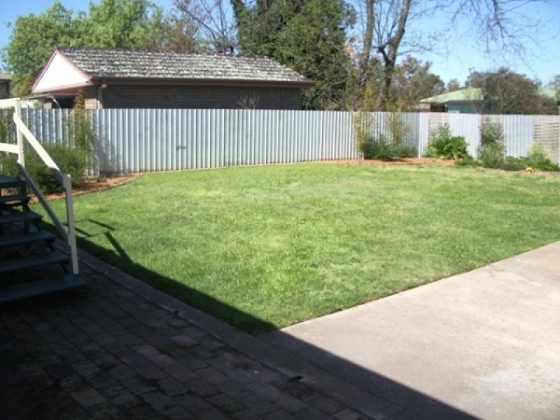 547 Kurnell Street, Albury NSW 2640
