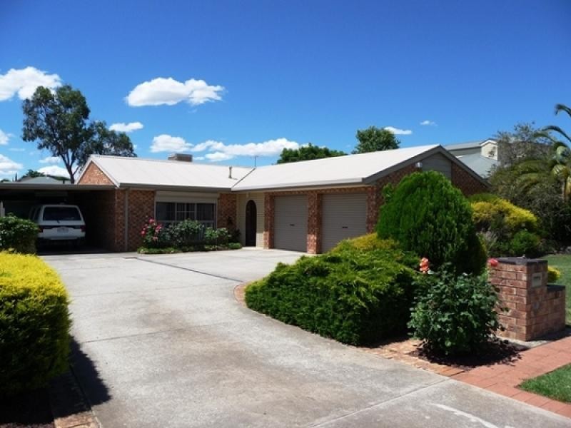 136 De Kerilleau Drive, Wodonga VIC 3690
