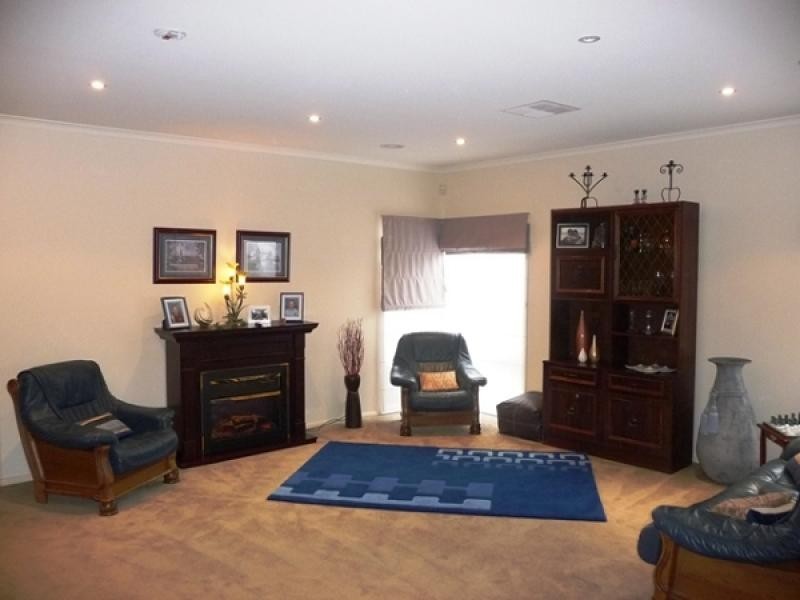 107 Yarralumla Drive, Wodonga VIC 3690