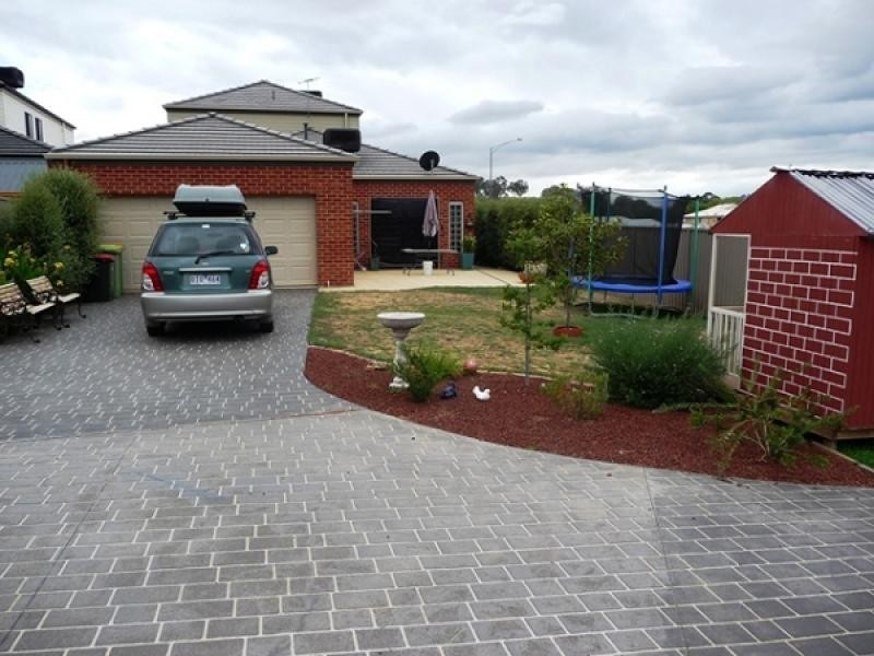 107 Yarralumla Drive, Wodonga VIC 3690