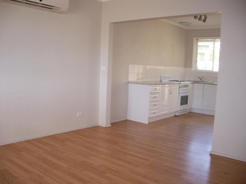1/441 Douglas Road, Lavington, Albury NSW 2640