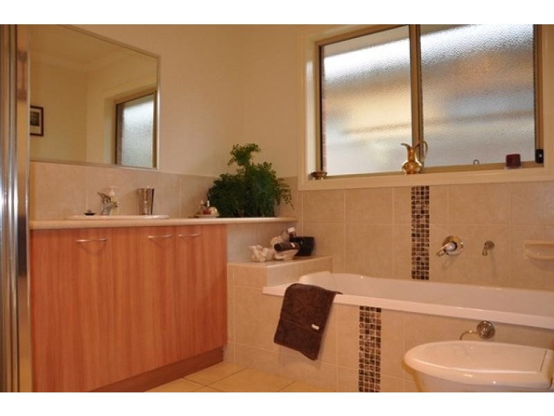 Unit 1, 570 Buchhorn Street, Lavington, Albury NSW 2640