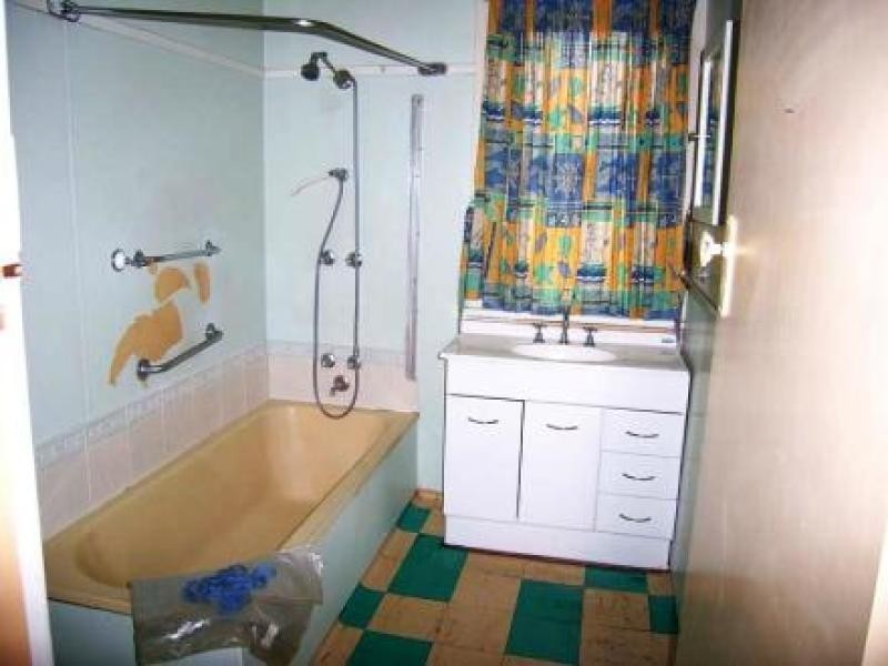 827 Mate St, Albury NSW 2640