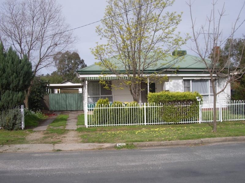 390 Macauley Street, Albury NSW 2640
