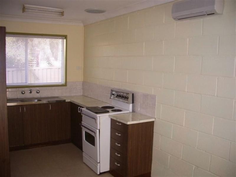 2/661 Wilkinson Street, Albury NSW 2640