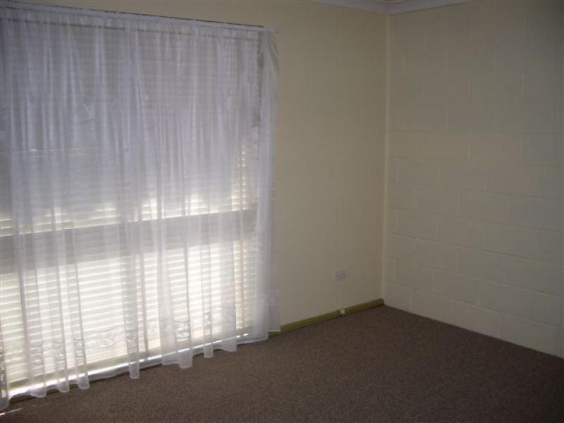2/661 Wilkinson Street, Albury NSW 2640