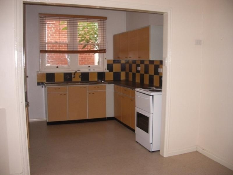 593 Broad Street, East Albury NSW 2640