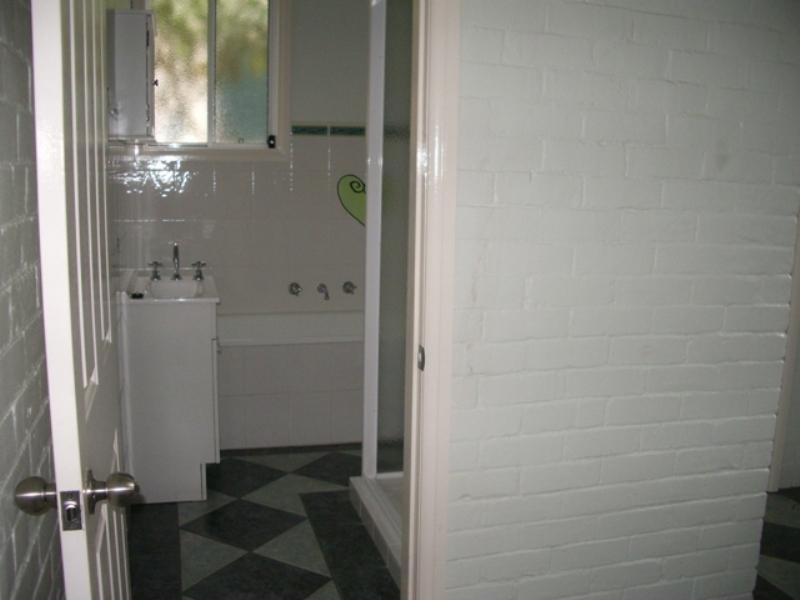 593 Broad Street, East Albury NSW 2640