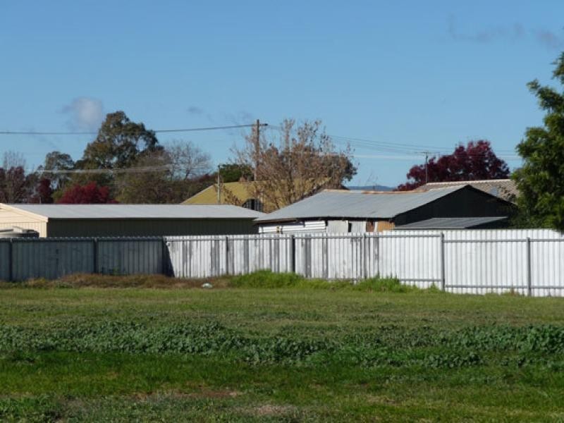 18-20 Webb Street, Holbrook NSW 2644