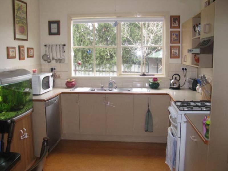 10 Victoria Street, Howlong NSW 2643