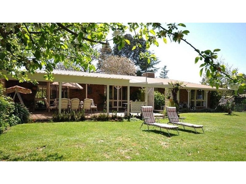 108 Short Street, Howlong NSW 2643