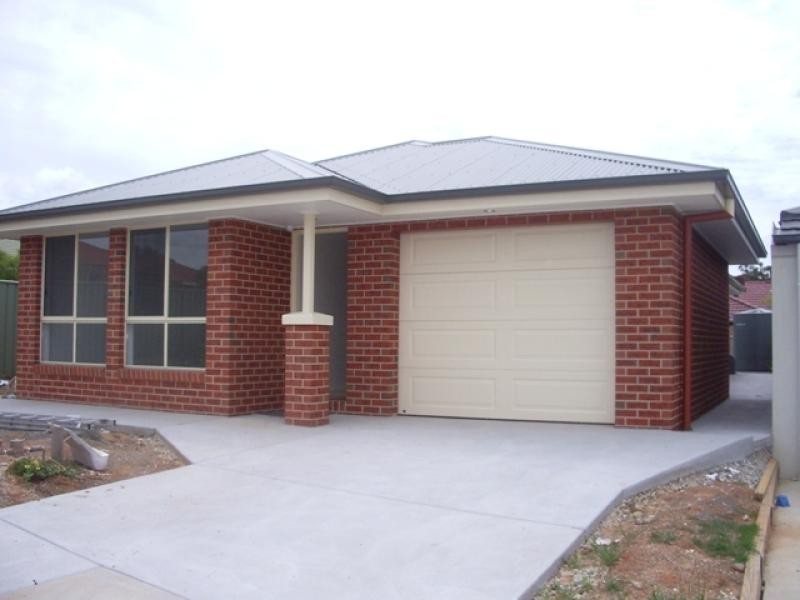 20 Stringybark Crt, Albury NSW 2640