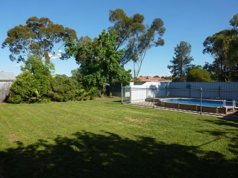 88 Kennedy St, Howlong NSW 2643