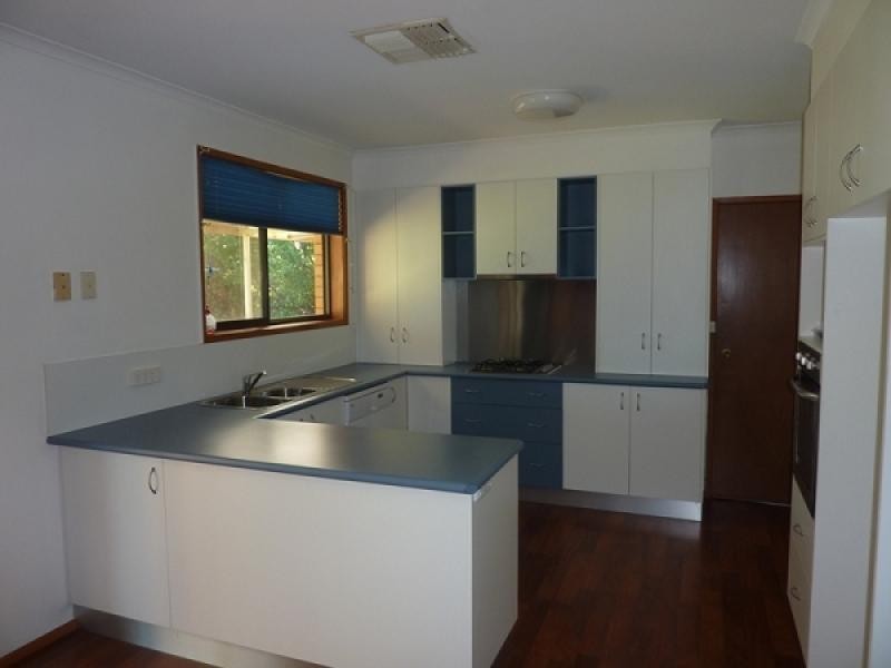 88 Kennedy St, Howlong NSW 2643