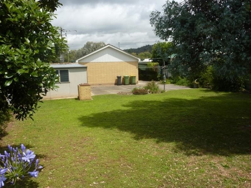 376 Eden Street, Lavington NSW 2641