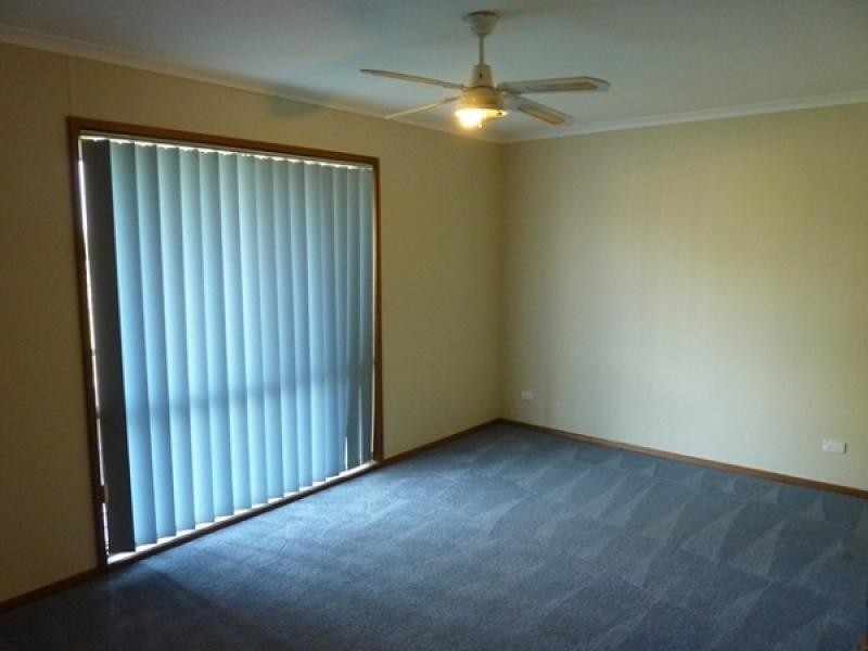 146 Hume Street, Howlong NSW 2643