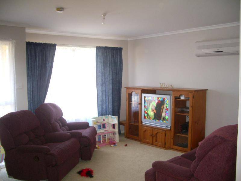 3 HAKEA PLACE, Albury NSW 2640
