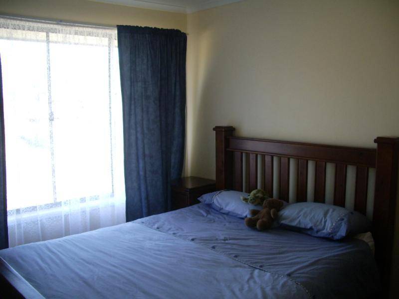 3 HAKEA PLACE, Albury NSW 2640