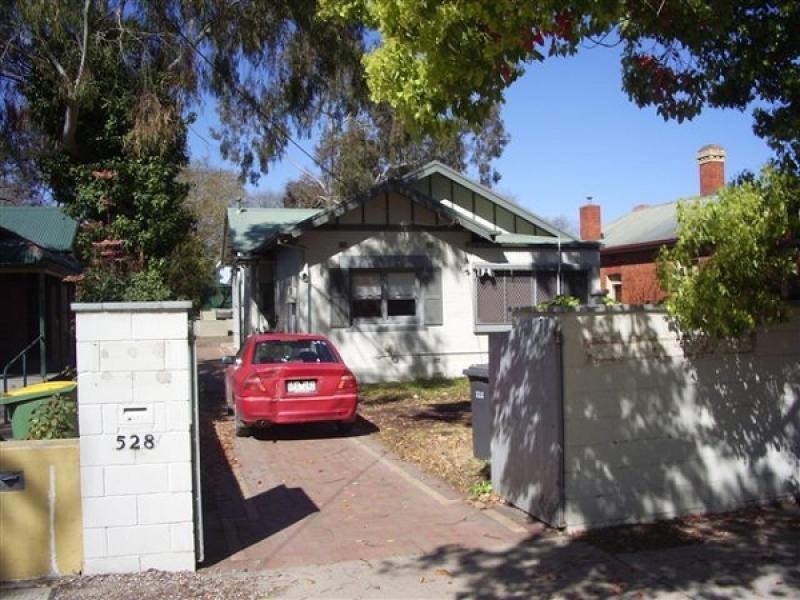 528 Thurgoona Street, Albury NSW 2640