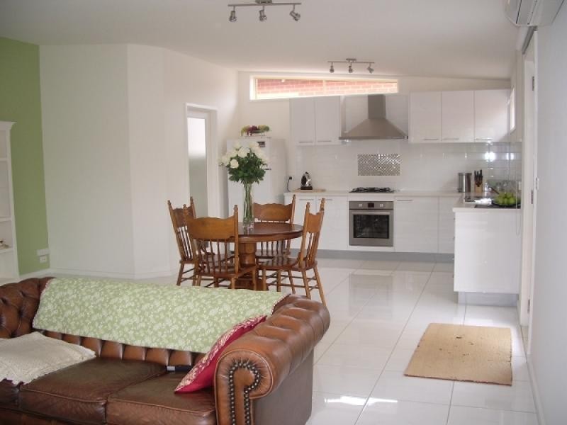 721 Young Street, Albury NSW 2640