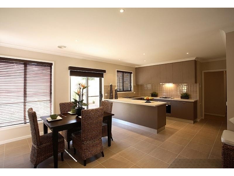 378 Cambourne Street, Lavington, Albury NSW 2640