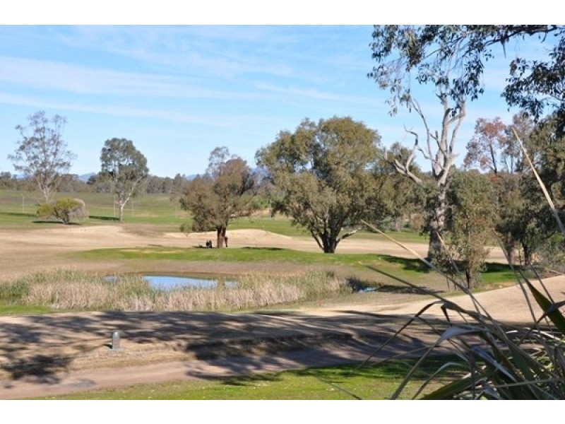 37 Newton Circuit, Thurgoona, Albury NSW 2640