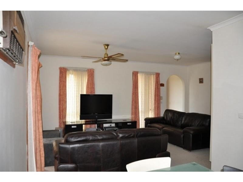 Unit 4, 677 Wilkinson Street, Albury NSW 2640