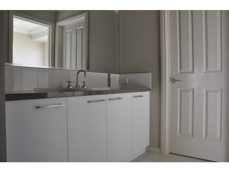 14 Bullfrog Court, Thurgoona, Albury NSW 2640