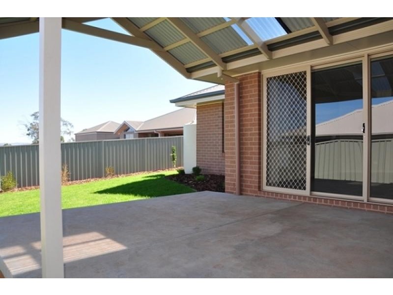 14 Bullfrog Court, Thurgoona, Albury NSW 2640