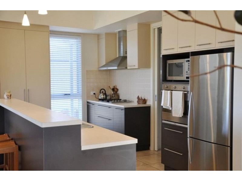 37 Newton Circuit, Thurgoona, Albury NSW 2640