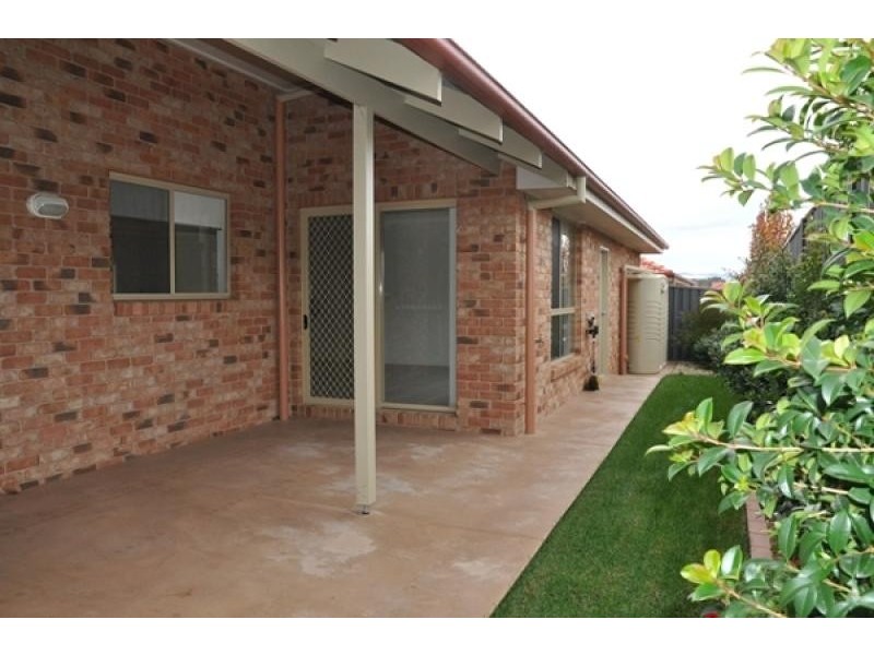 Unit 2, 21 Peards Drive, Albury NSW 2640