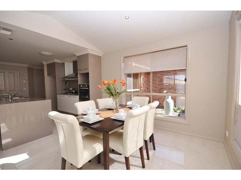 26 Peards Drive, Albury NSW 2640