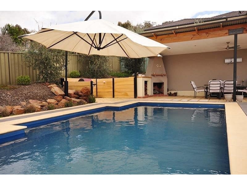 4 Grandeur Place, East Albury NSW 2640