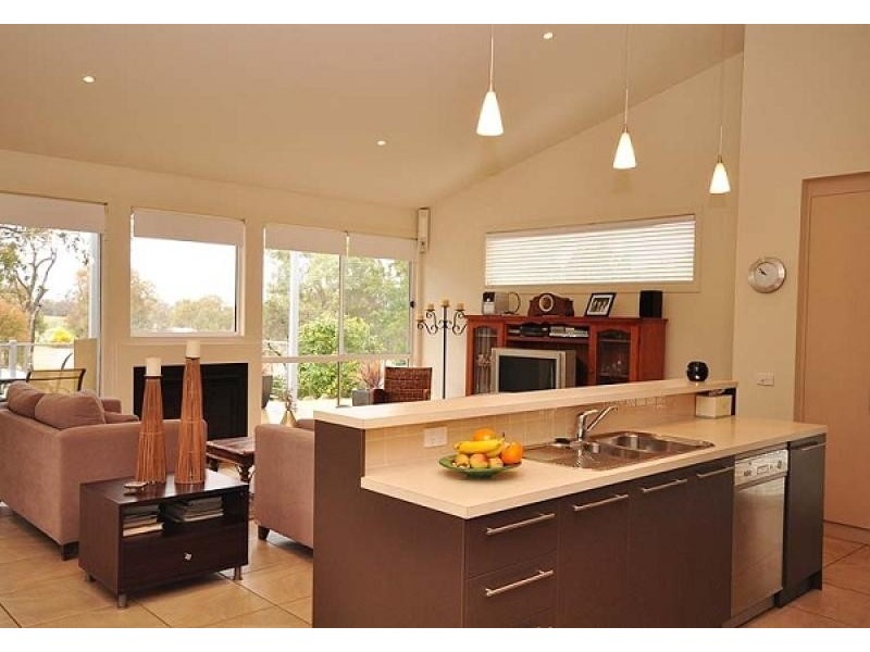 37 Newton Circuit, Thurgoona NSW 2640