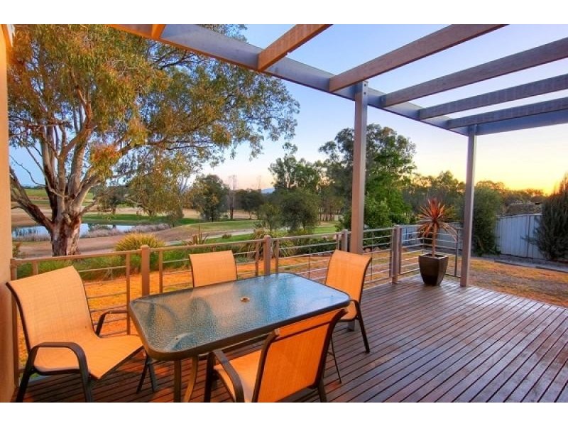 37 Newton Circuit, Thurgoona NSW 2640