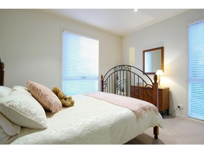 37 Newton Circuit, Thurgoona NSW 2640