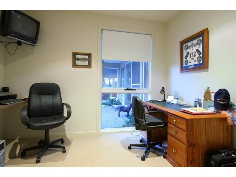 37 Newton Circuit, Thurgoona NSW 2640