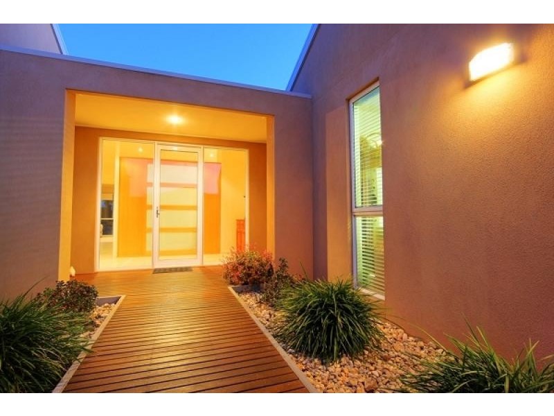37 Newton Circuit, Thurgoona NSW 2640