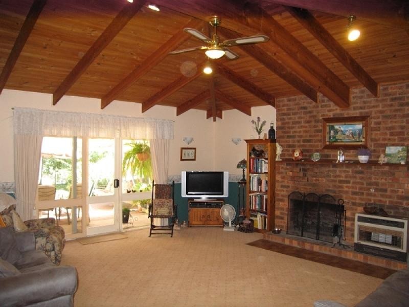 108 Short Street, Howlong NSW 2643