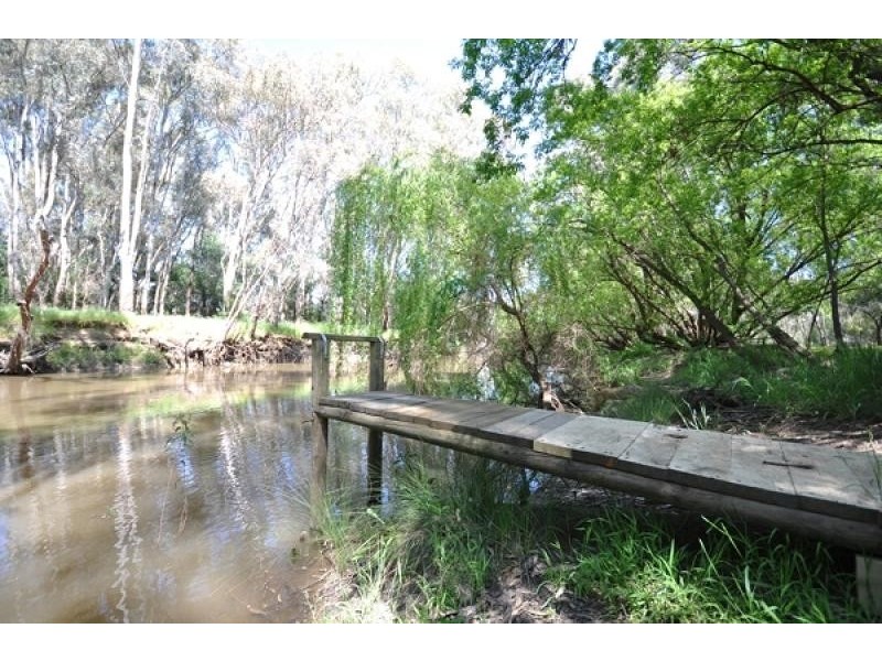 108 Short Street, Howlong NSW 2643