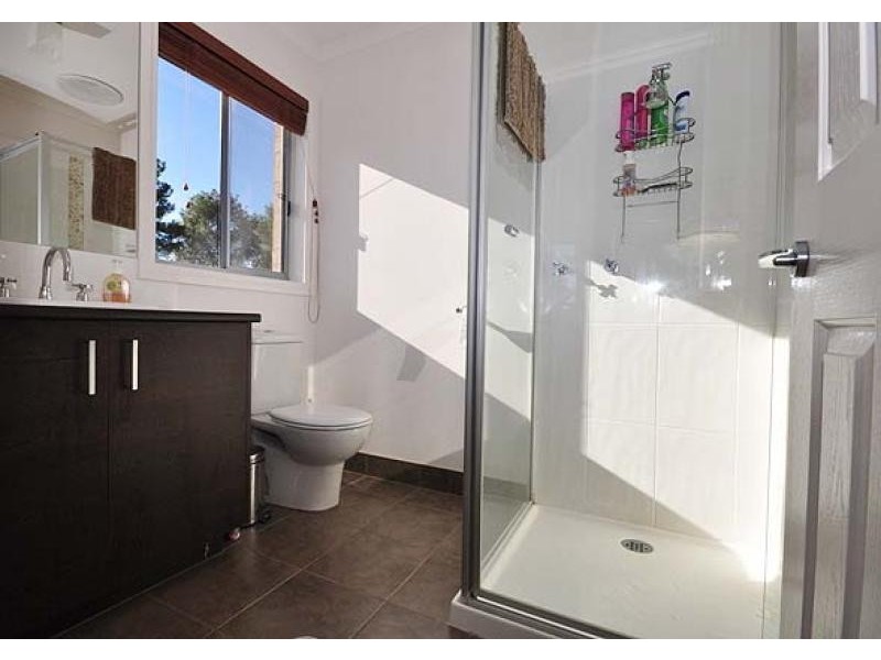 17 Jacob Street, Burrumbuttock NSW 2642